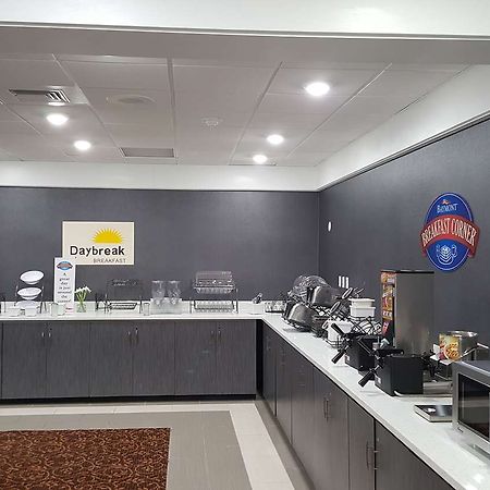 فندق Baymont By Wyndham Grand Rapids Near Downtown وايومنغ المظهر الخارجي الصورة