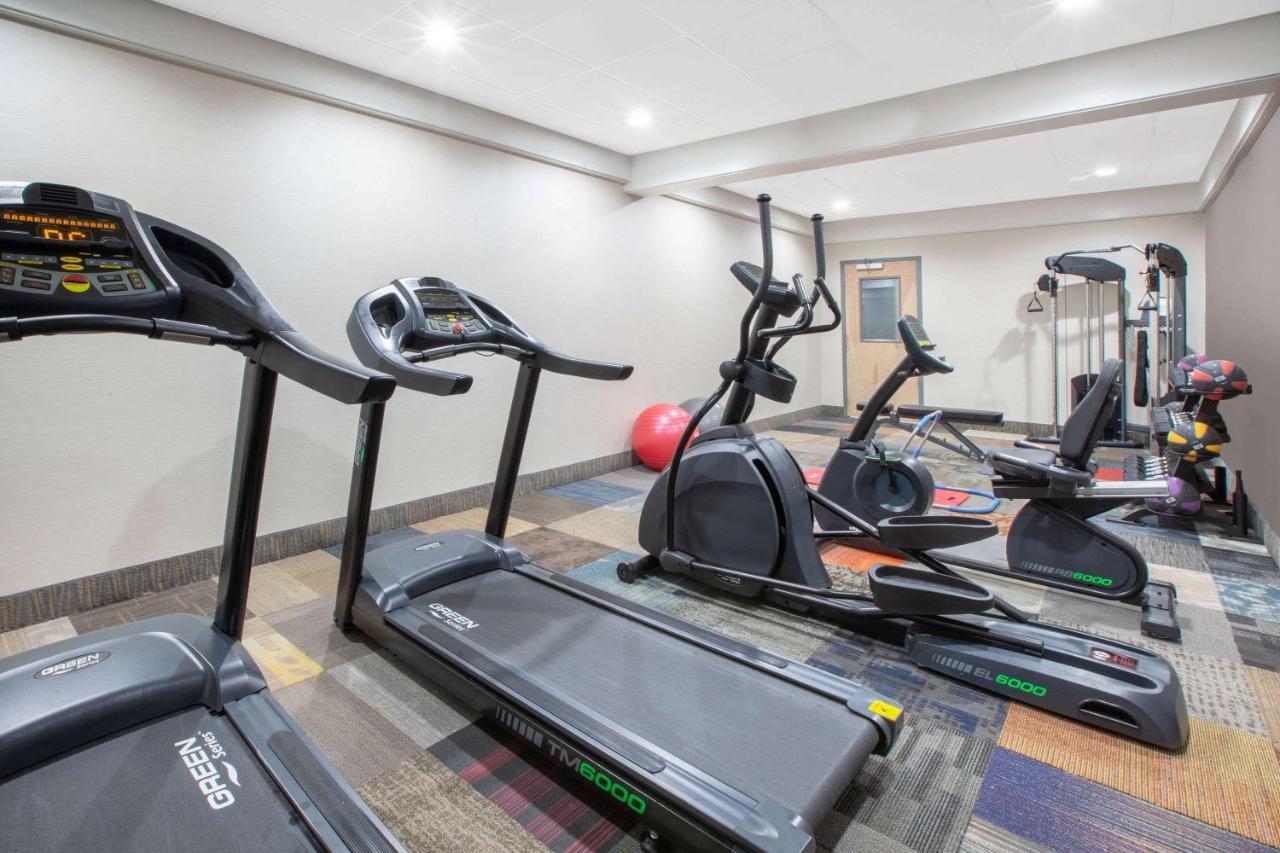 فندق Baymont By Wyndham Grand Rapids Near Downtown وايومنغ المظهر الخارجي الصورة
