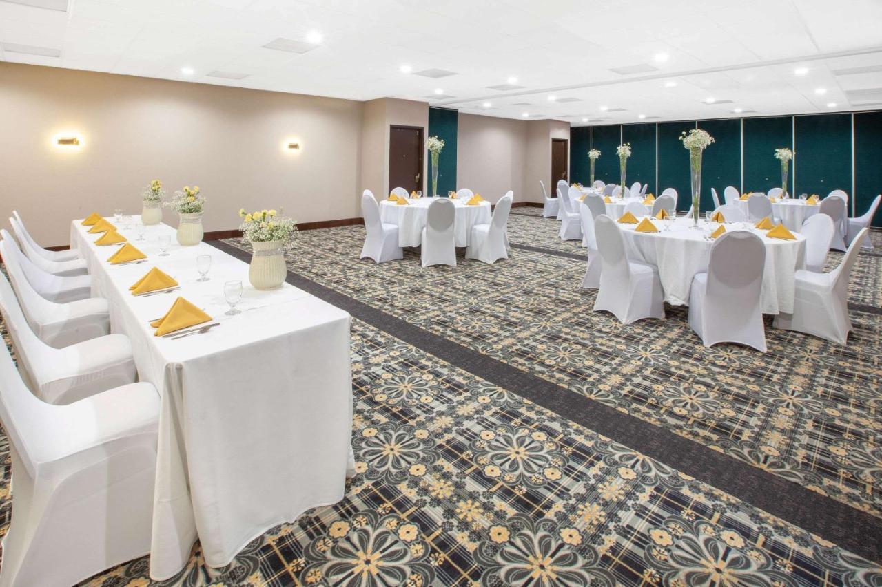 فندق Baymont By Wyndham Grand Rapids Near Downtown وايومنغ المظهر الخارجي الصورة