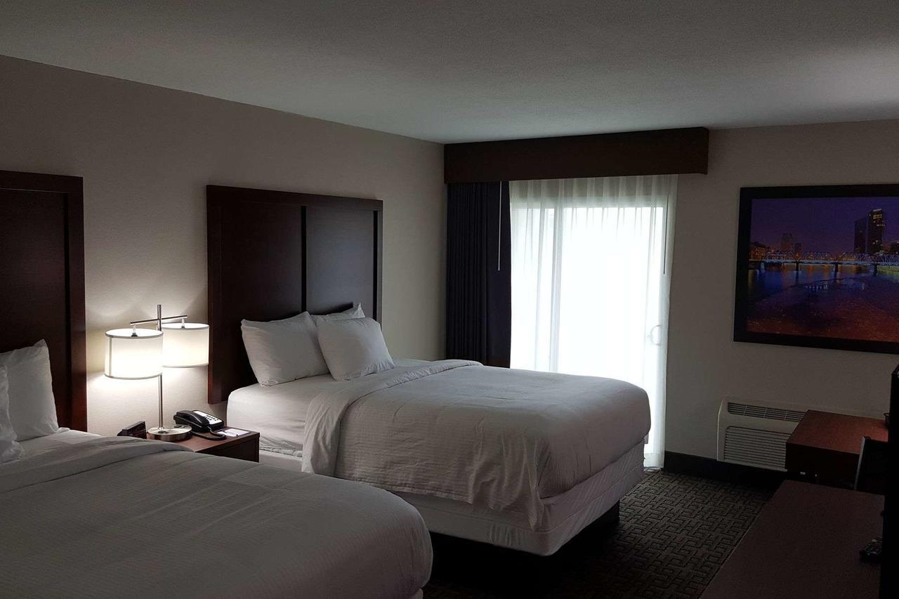 فندق Baymont By Wyndham Grand Rapids Near Downtown وايومنغ المظهر الخارجي الصورة
