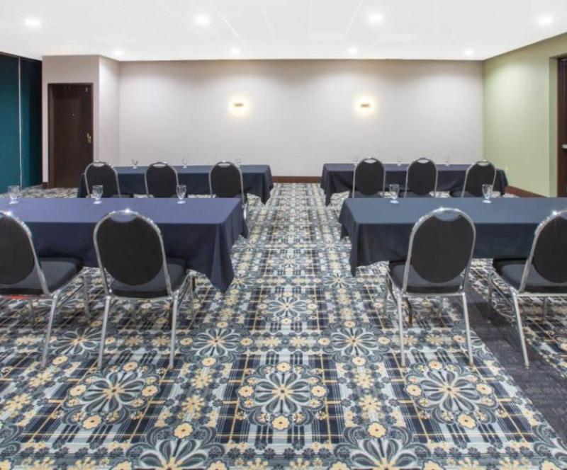 فندق Baymont By Wyndham Grand Rapids Near Downtown وايومنغ المظهر الخارجي الصورة